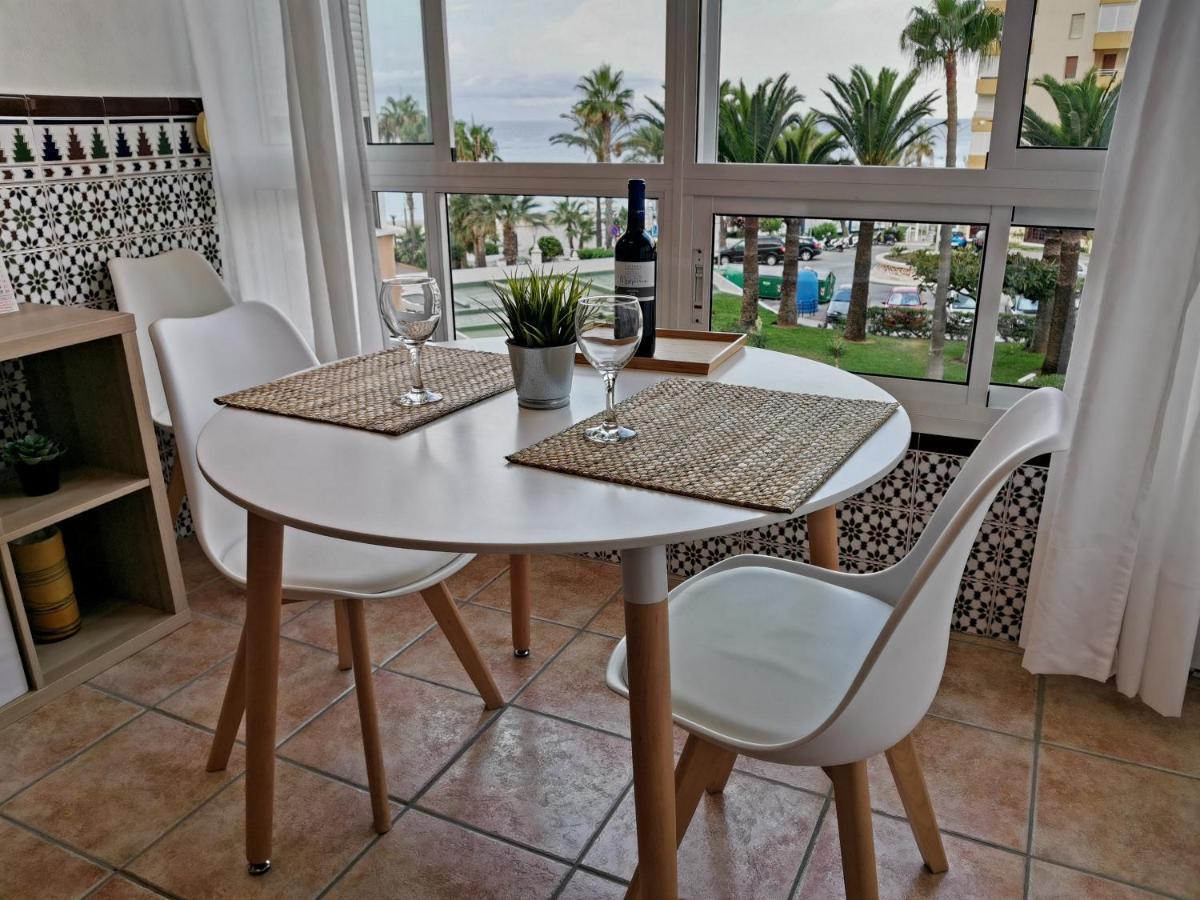 Lola'S Apart Torrox Exterior photo